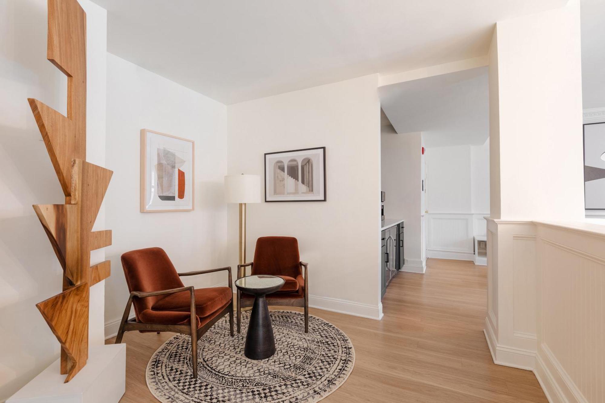 Dupont Circle Embassy Inn By Found Washington Exterior foto